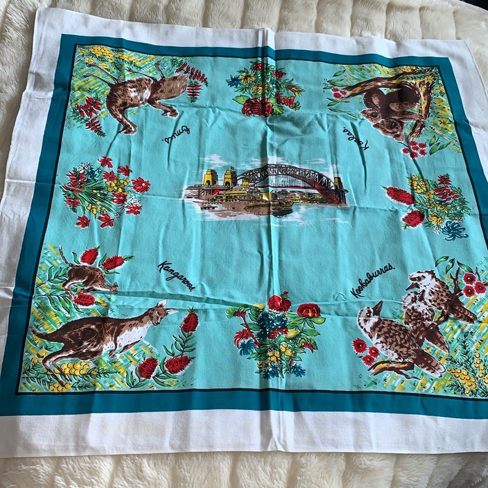 Vintage Australia animals table cloth